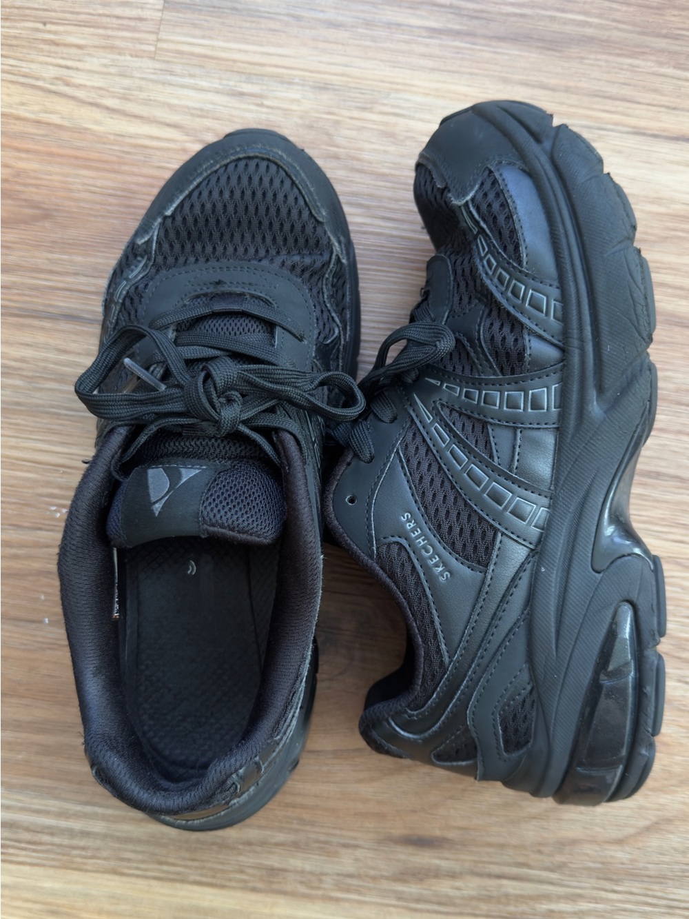 Skechers Men’s Black Lace-Up Athletic Sneakers